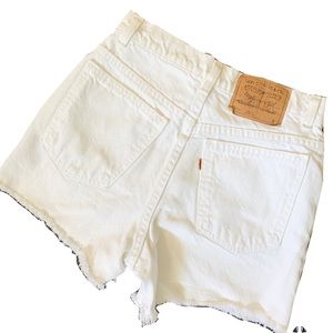 🚫SOLD🚫VINTAGE orange tag white Levi’s